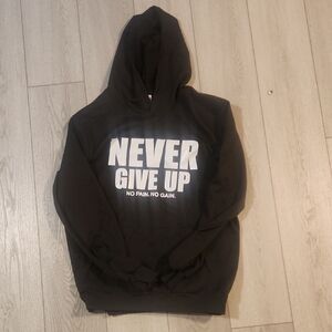 Black 'Never Give Up' Hoodie